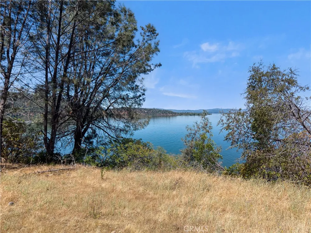 6996 Pine Avenue Kelseyville, CA 95451