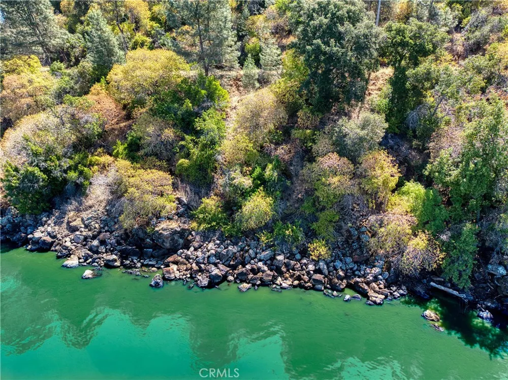 6996 Pine Avenue Kelseyville, CA 95451