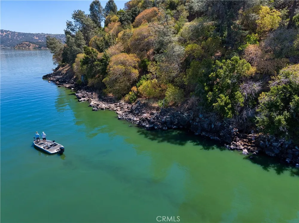 6996 Pine Avenue Kelseyville, CA 95451