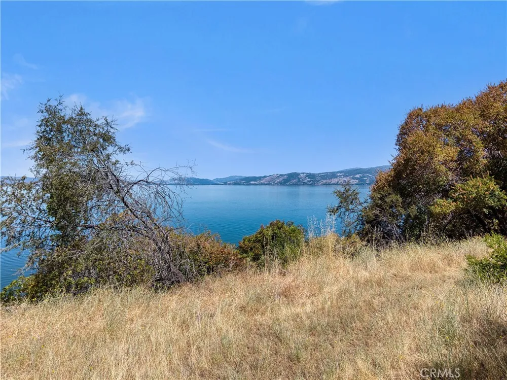 6996 Pine Avenue Kelseyville, CA 95451