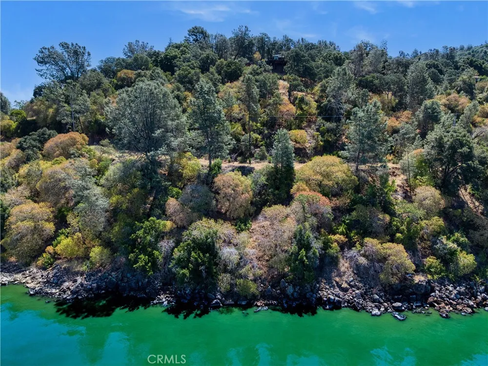 6996 Pine Avenue Kelseyville, CA 95451
