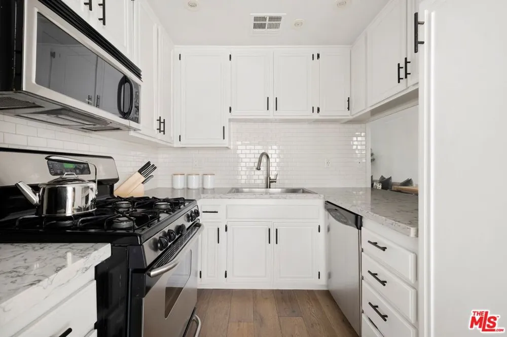 939 15th Street #8 Santa Monica, CA 90403