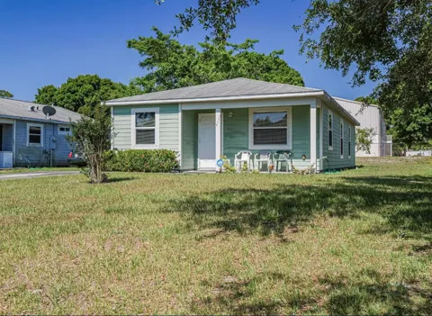 4257 36th Court