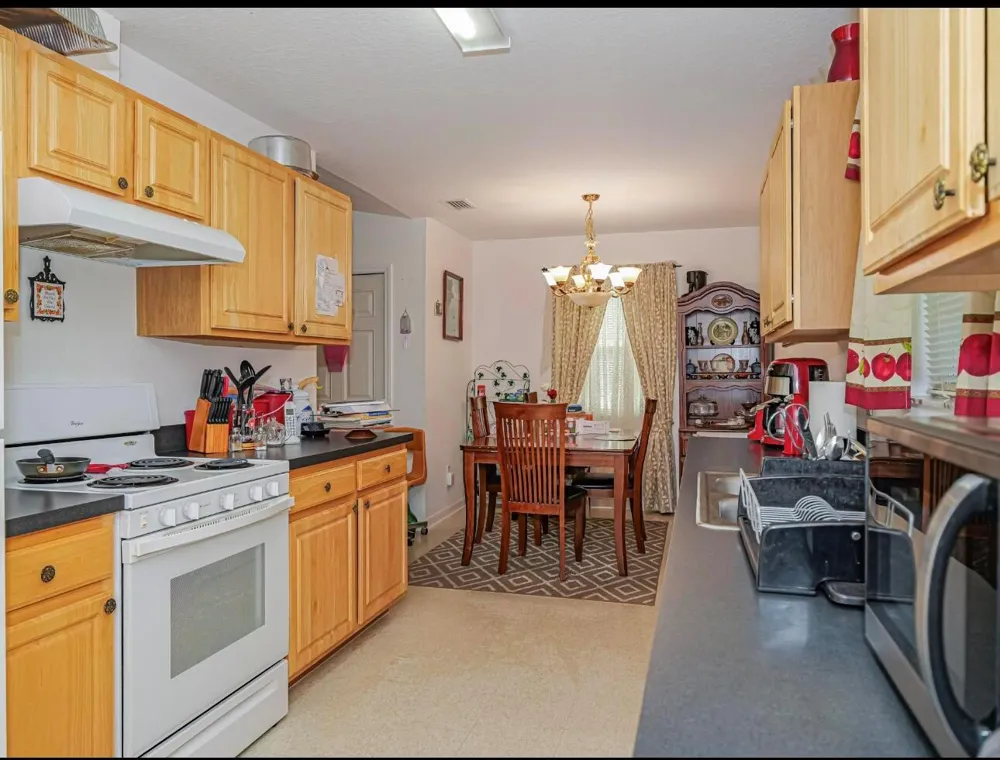 4257 36th Court Vero Beach, FL 32967