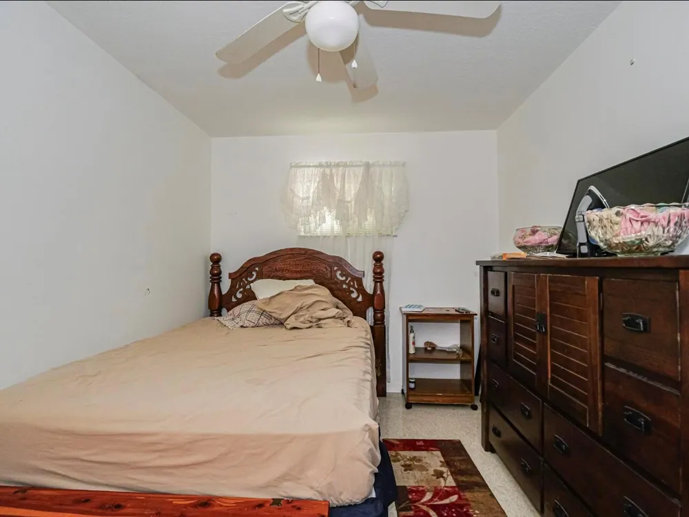 4257 36th Court Vero Beach, FL 32967