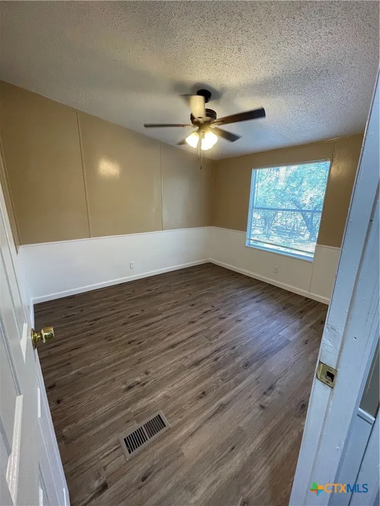 629 Buck Trail Canyon Lake, TX 78133
