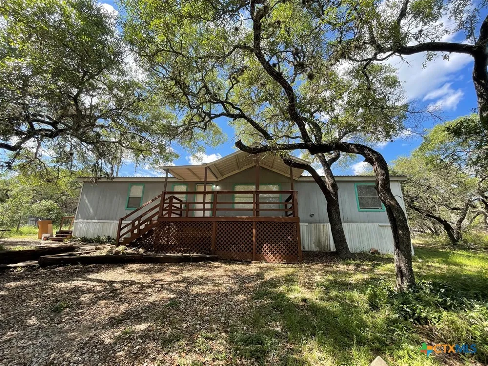 629 Buck Trail Canyon Lake, TX 78133