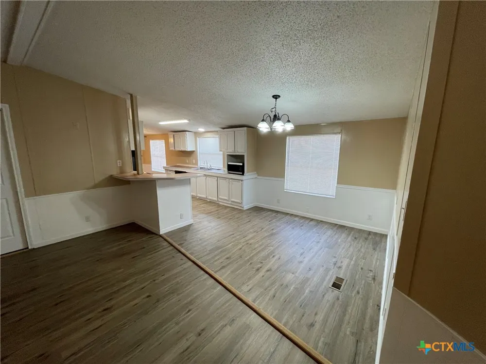 629 Buck Trail Canyon Lake, TX 78133