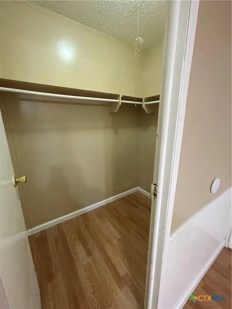 629 Buck Trail Canyon Lake, TX 78133