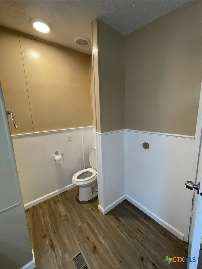 629 Buck Trail Canyon Lake, TX 78133