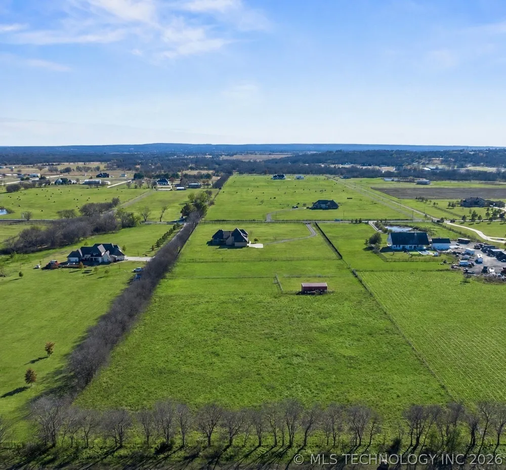 2825 E 171st Street S Mounds, OK 74047