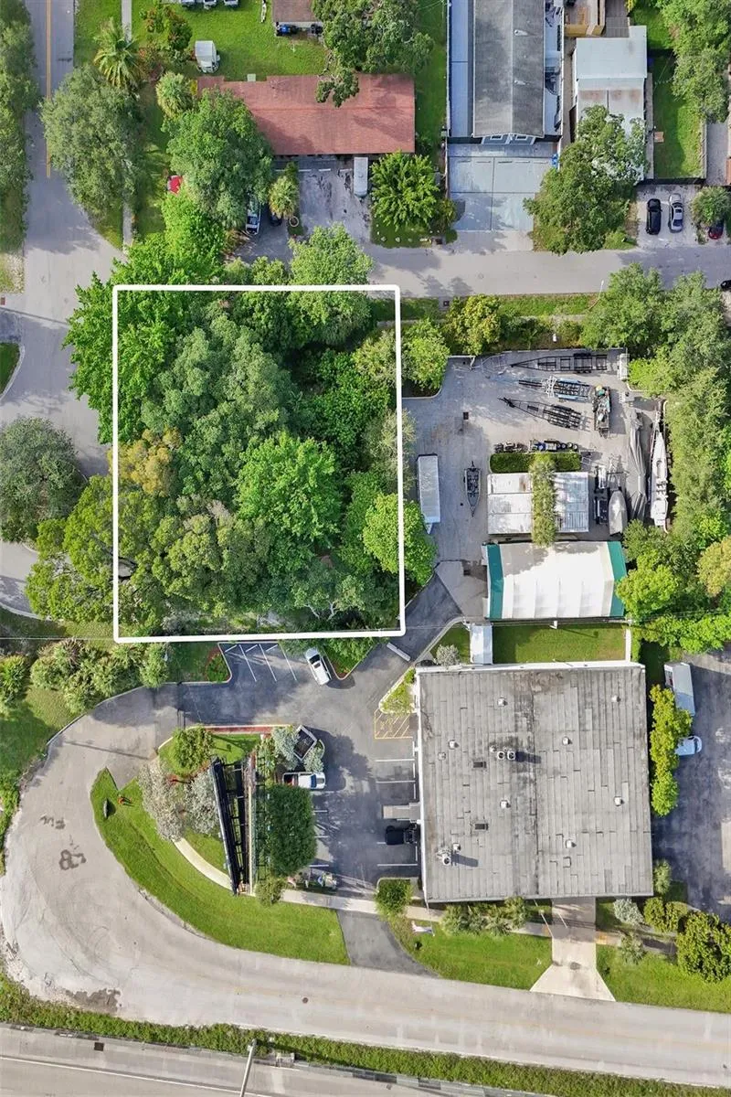 3340 SW 15th Avenue Fort Lauderdale, FL 33315