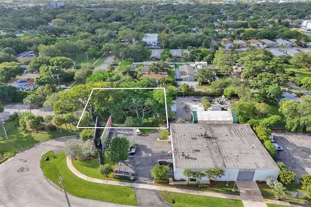3340 SW 15th Avenue Fort Lauderdale, FL 33315