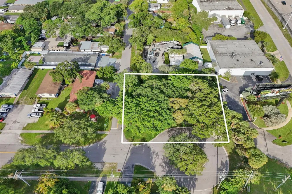 3340 SW 15th Avenue Fort Lauderdale, FL 33315