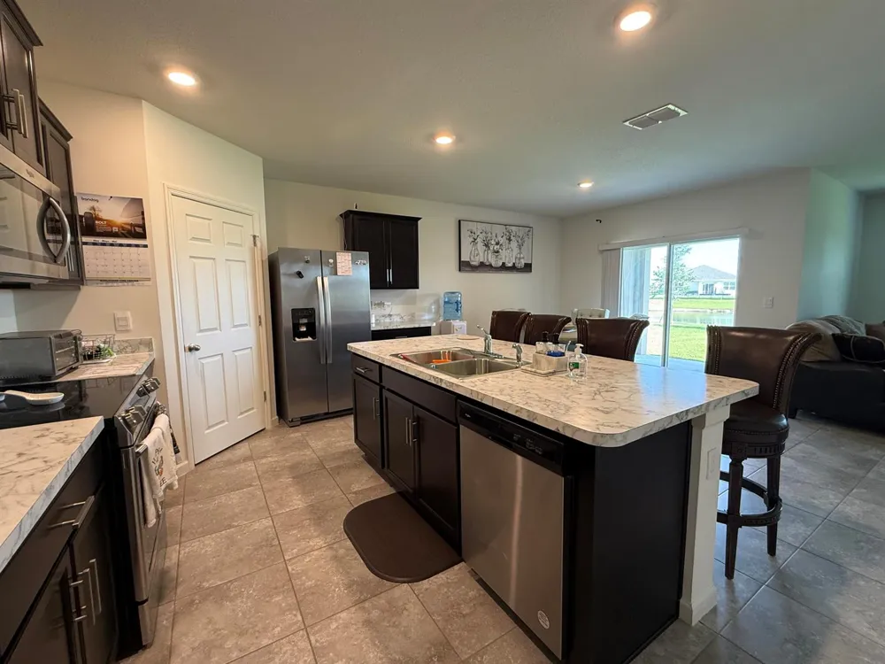 9511 Potomac Drive Fort Pierce, FL 34945