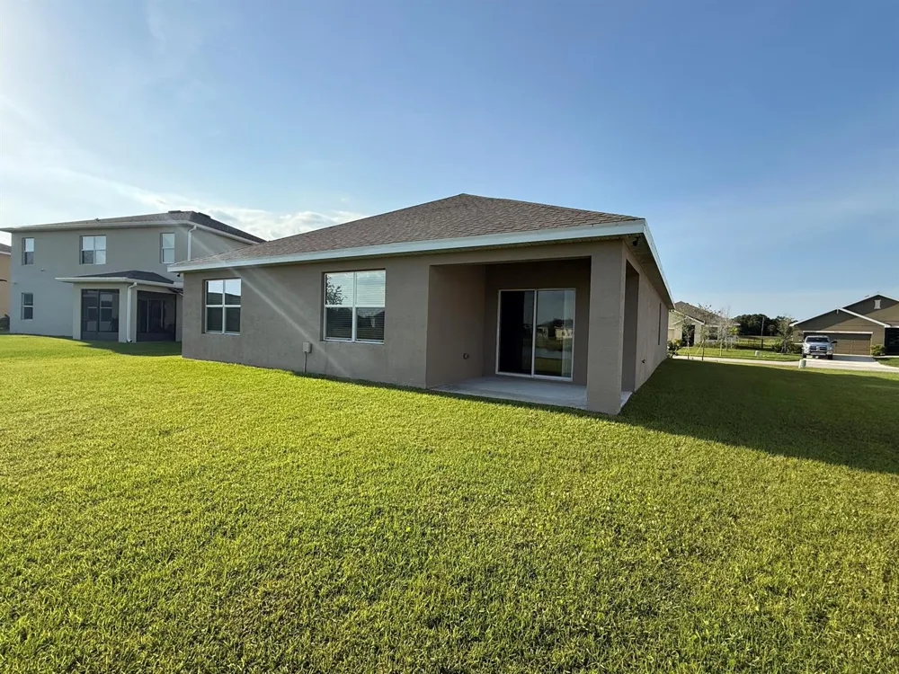 9511 Potomac Drive Fort Pierce, FL 34945