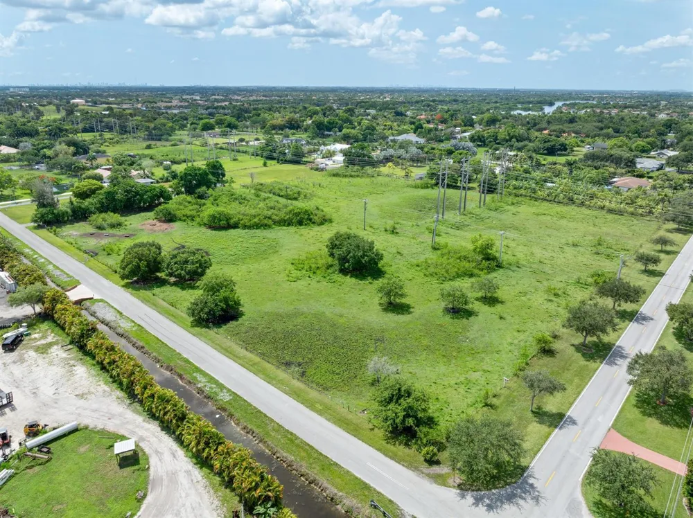 177 SW 66 STREET Southwest Ranches, FL 33331