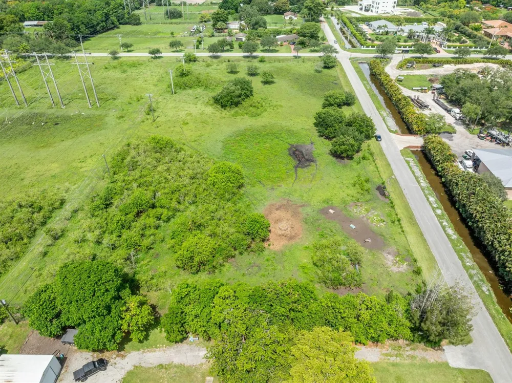 177 SW 66 STREET Southwest Ranches, FL 33331