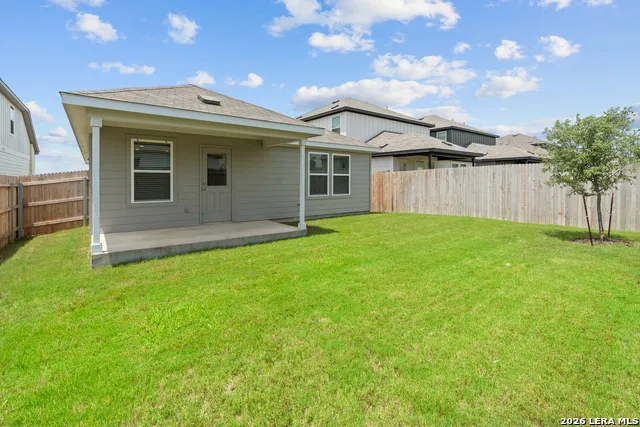 4073 BERMUDA LANE Seguin, TX 78155