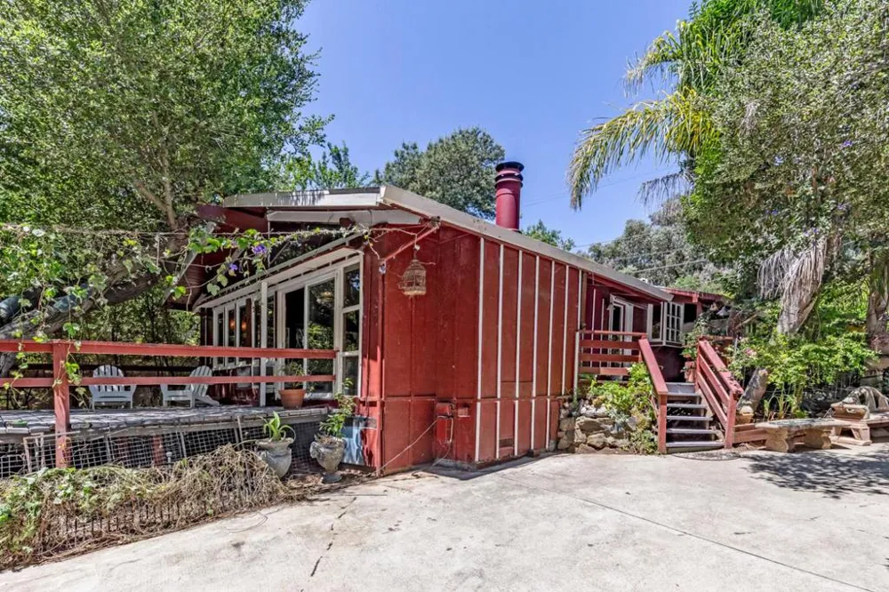 1615 Edgewood Road Redwood City, CA 94062