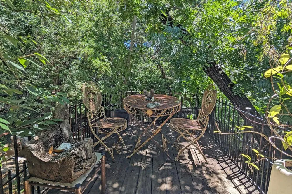 1615 Edgewood Road Redwood City, CA 94062