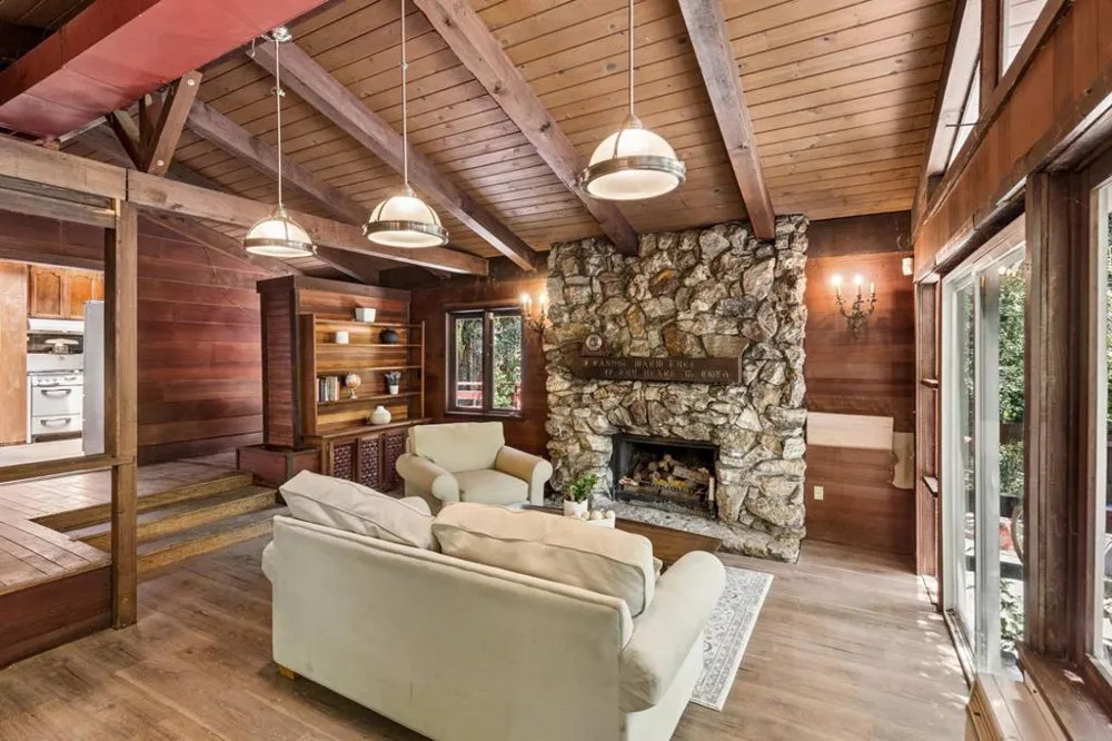 1615 Edgewood Road Redwood City, CA 94062