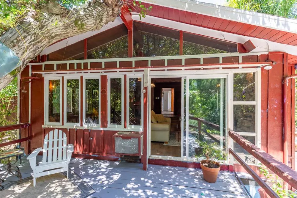 1615 Edgewood Road Redwood City, CA 94062