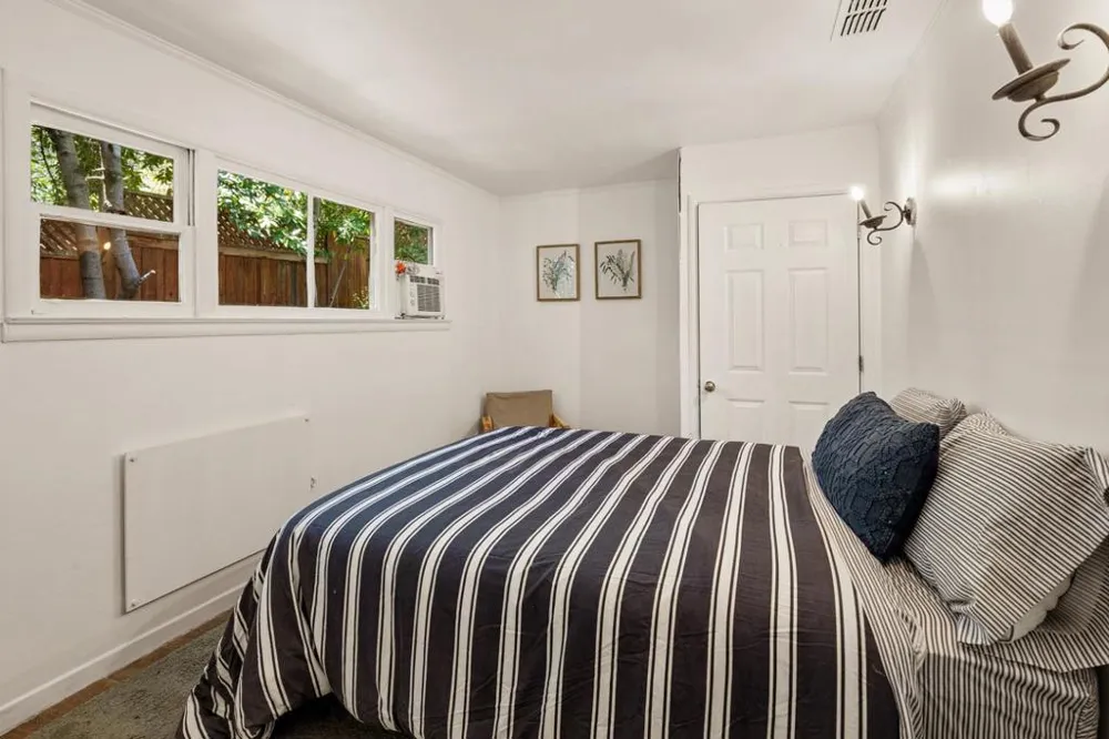 1615 Edgewood Road Redwood City, CA 94062