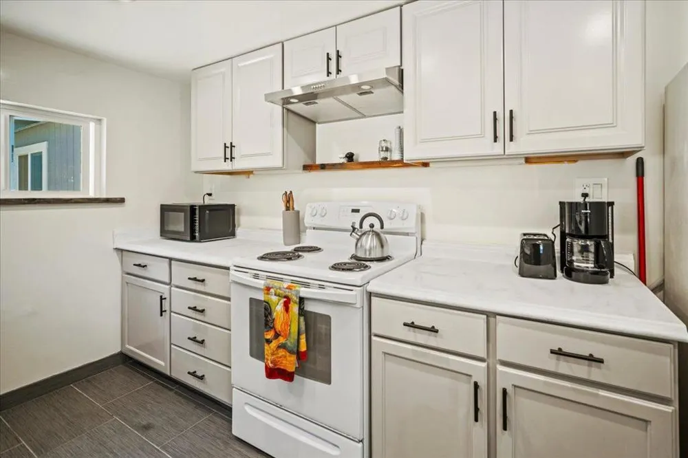 273 W Carmel Valley Road Carmel Valley, CA 93924