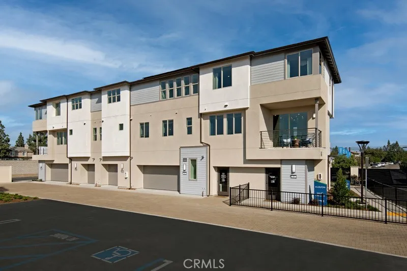 1576 Lima Way #10 Placentia, CA 92870