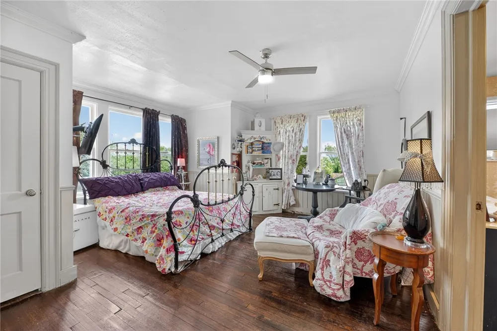 119 E Houston Street Refugio, TX 78377