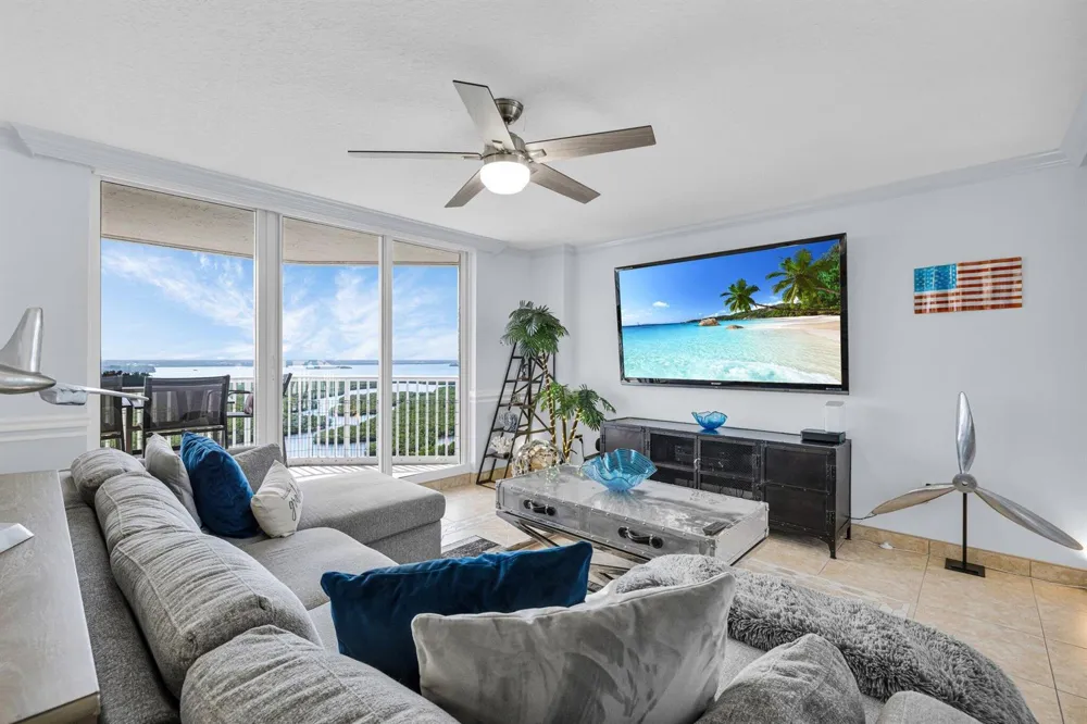 5049 Highway A1a #1905 Hutchinson Island, FL 34949