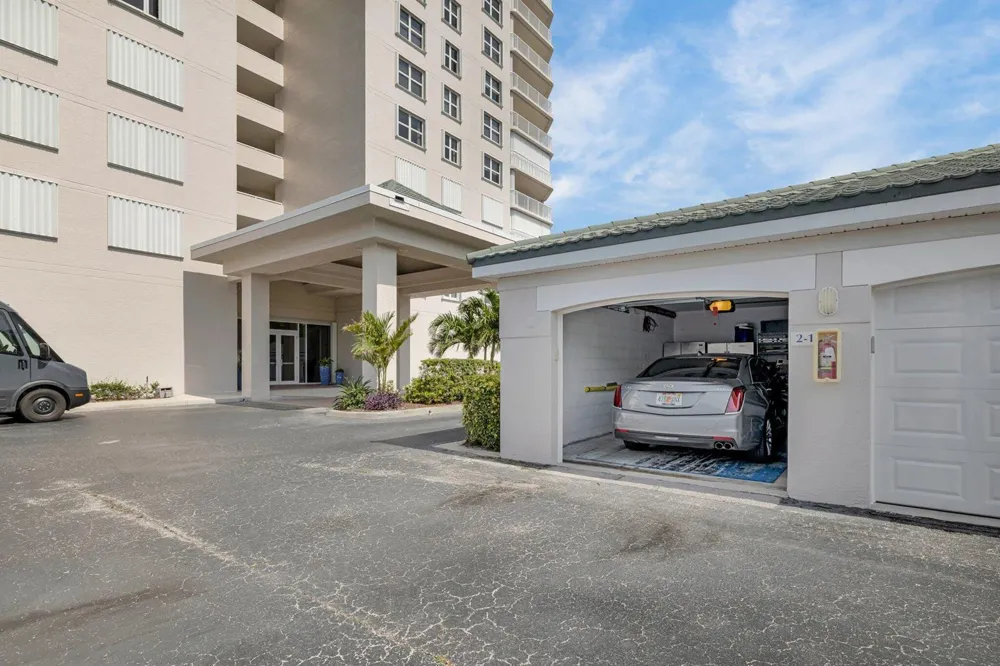 5049 Highway A1a #1905 Hutchinson Island, FL 34949