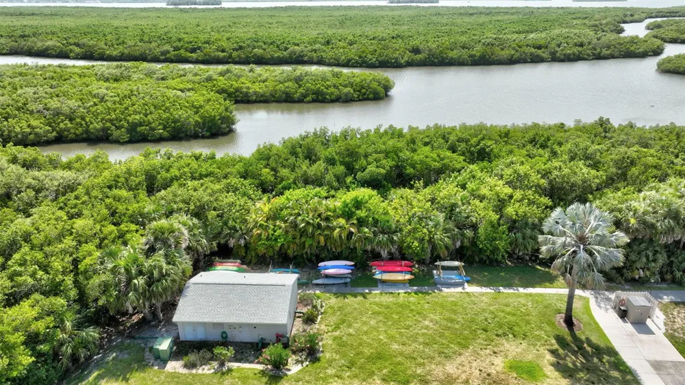 5049 Highway A1a #1905 Hutchinson Island, FL 34949