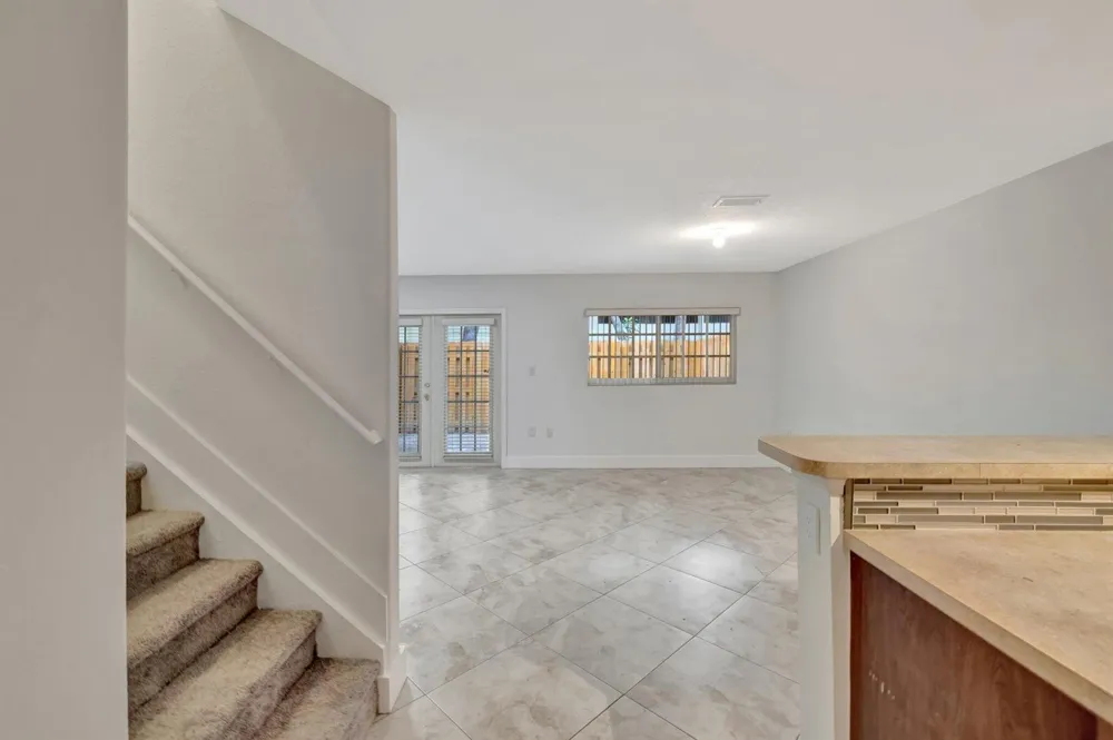 3055 Riverside Drive #3 Coral Springs, FL 33065