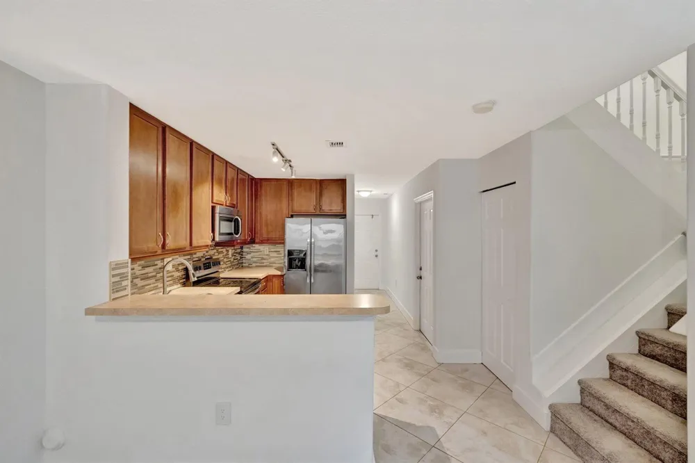 3055 Riverside Drive #3 Coral Springs, FL 33065