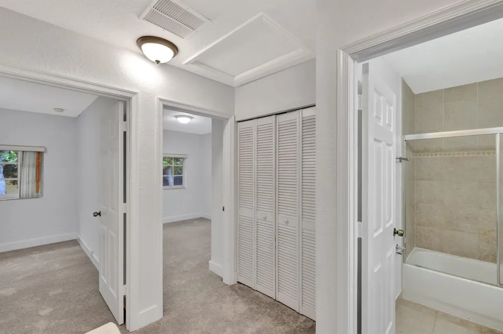3055 Riverside Drive #3 Coral Springs, FL 33065