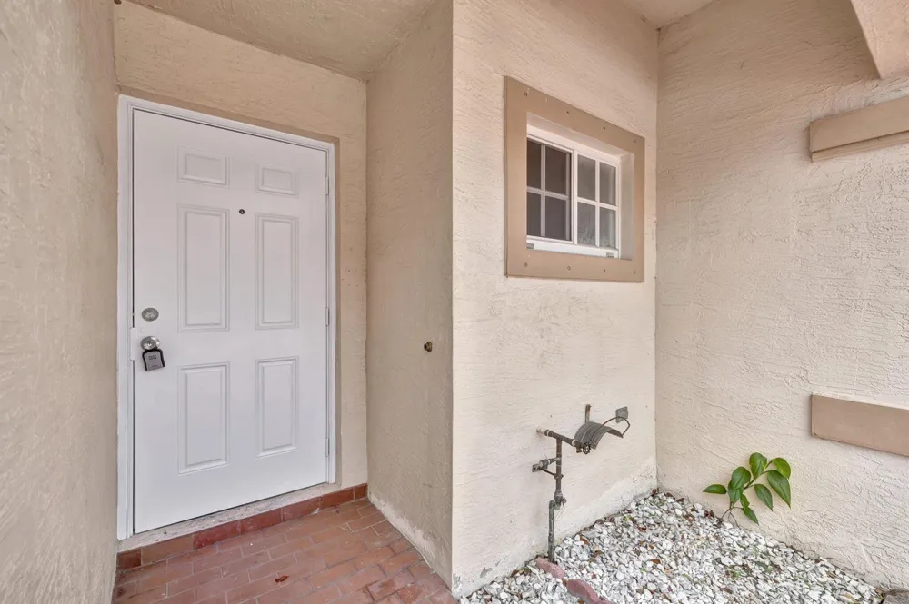 3055 Riverside Drive #3 Coral Springs, FL 33065