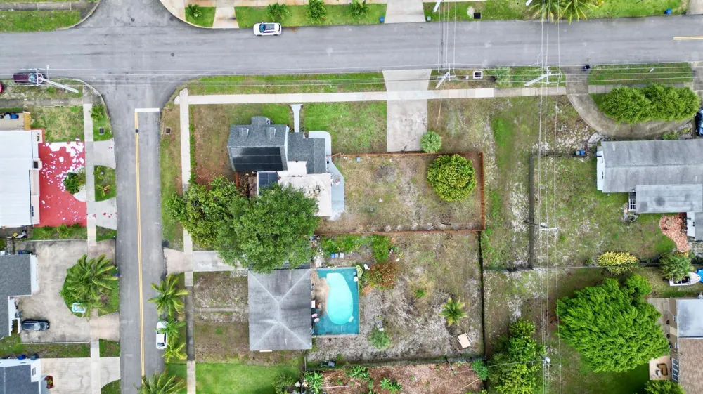307 4th Street Lake Park, FL 33403