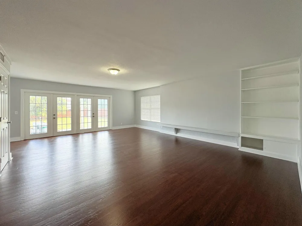 307 4th Street Lake Park, FL 33403