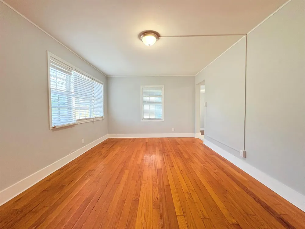 307 4th Street Lake Park, FL 33403