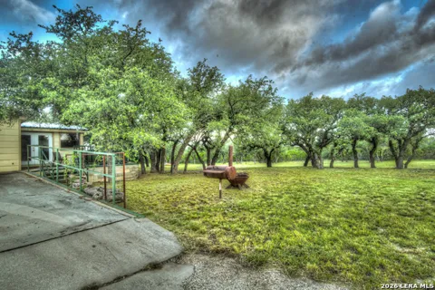 4490 W STATE LOOP 291