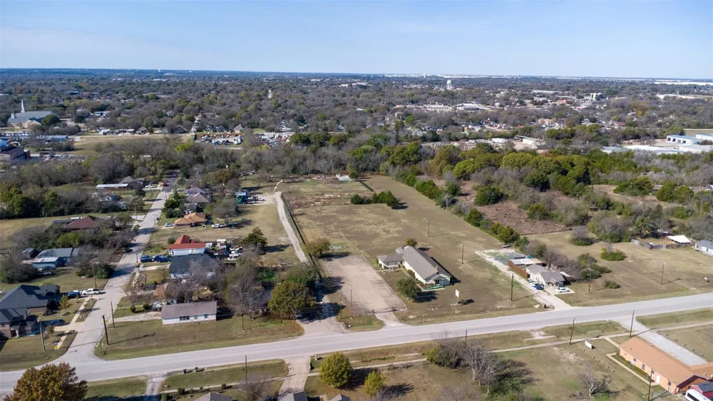 20 S Lancaster Hutchins Road Lancaster, TX 75146