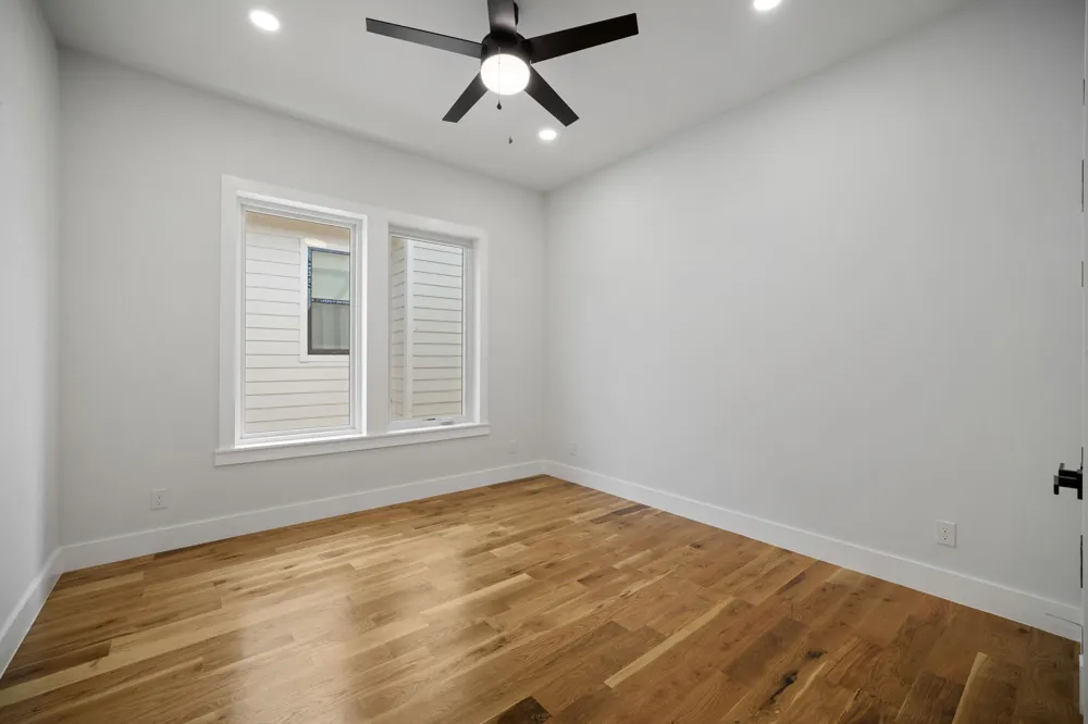 732 Cedar Hill Avenue Dallas, TX 75208
