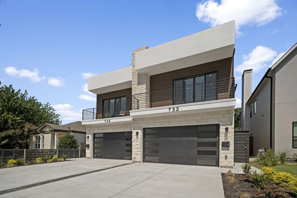 732 Cedar Hill Avenue Dallas, TX 75208