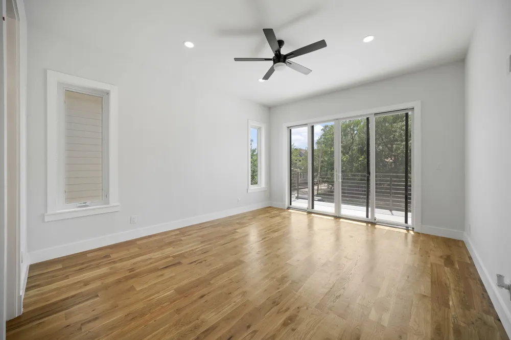 732 Cedar Hill Avenue Dallas, TX 75208
