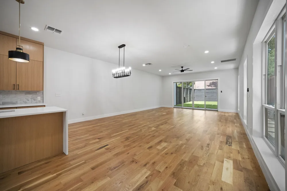 732 Cedar Hill Avenue Dallas, TX 75208