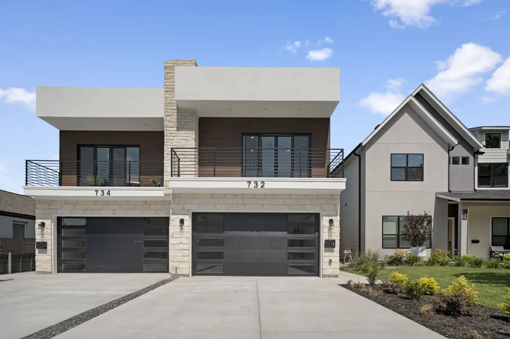 732 Cedar Hill Avenue Dallas, TX 75208