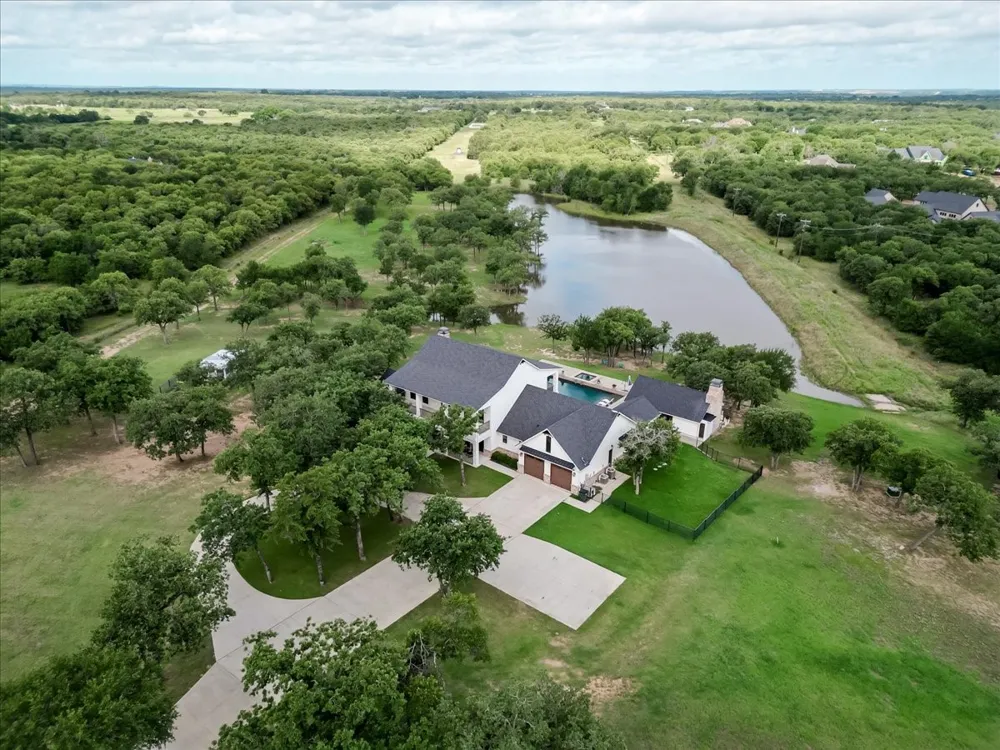 1340 Lacy Drive Lipan, TX 76462