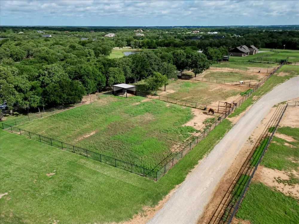 1340 Lacy Drive Lipan, TX 76462